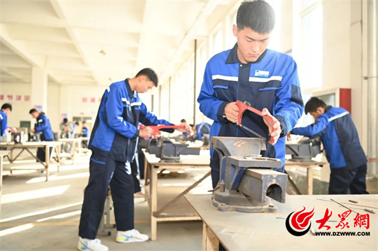 山东商务职业学院开展暑期粮食行业技能等级认定工作(图1)